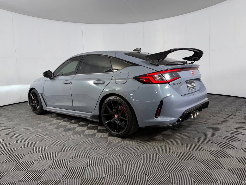 Used 2023 Honda Civic Type R image 9