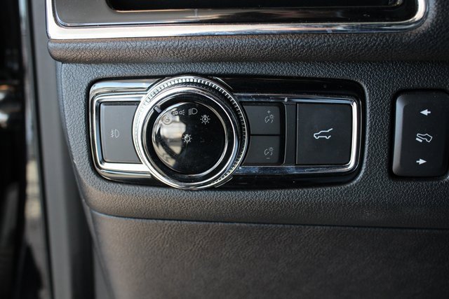 Used 2019 Lincoln Navigator Select image 9