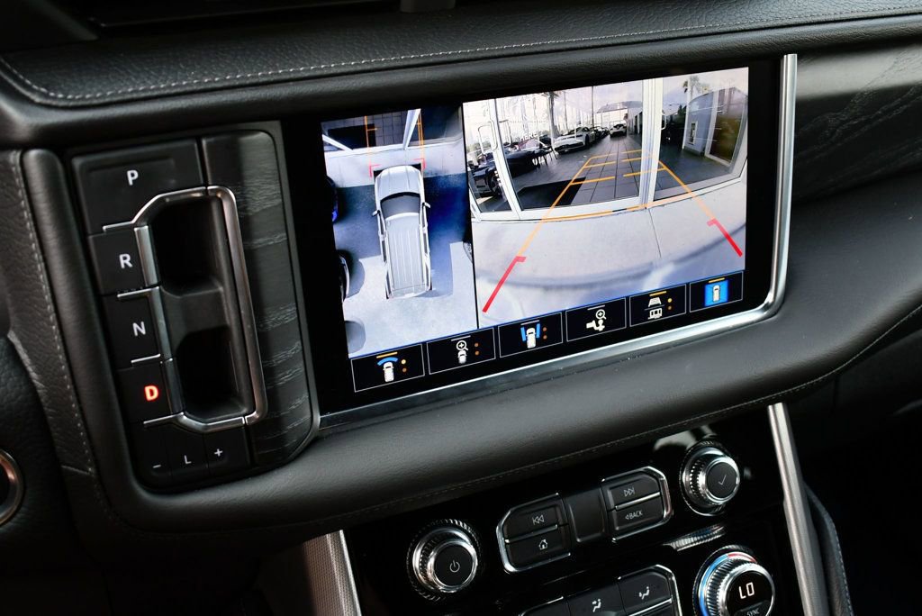 Used 2021 GMC Yukon Denali w/ Denali Premium Package image 67