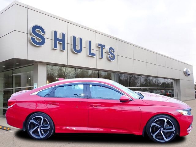 Used 2018 Honda Accord Sport image 4