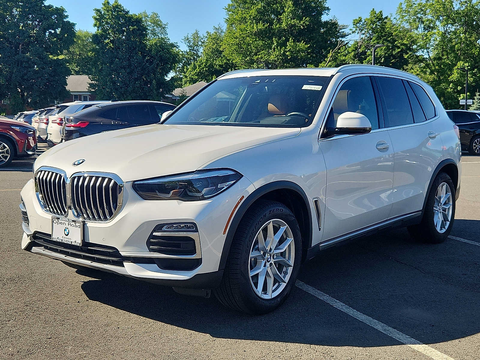 Used 2019 BMW X5 xDrive40i w/ Premium Package 2 AWD/4WD image 3