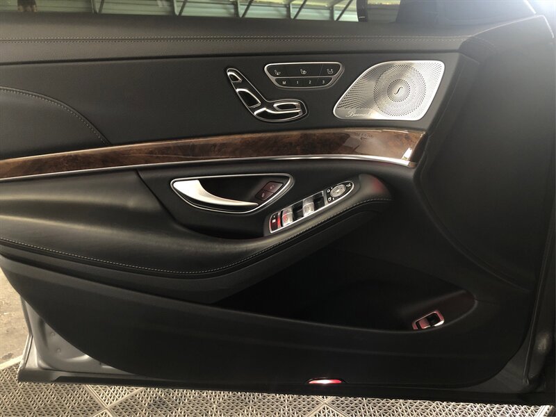 Used 2015 Mercedes-Benz S 550 4MATIC Sedan image 17