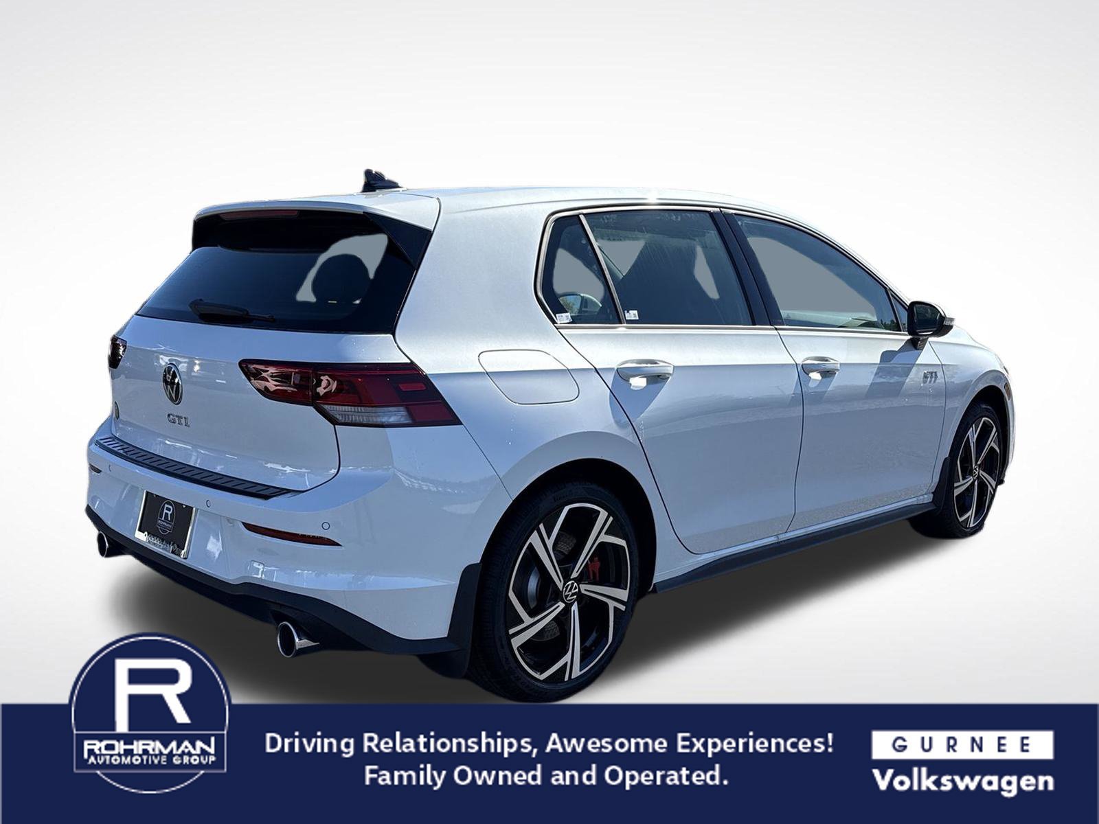 New 2026 Volkswagen GTI SE FWD image 10