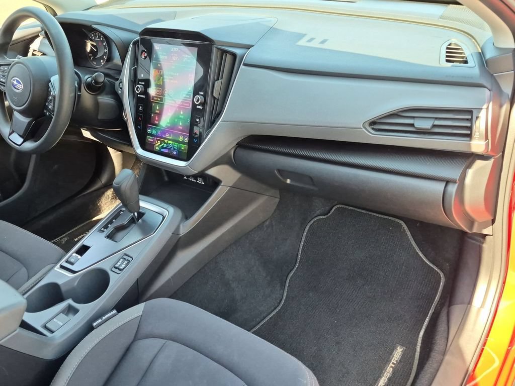 Used 2025 Subaru Crosstrek 2.5i Premium AWD/4WD image 31