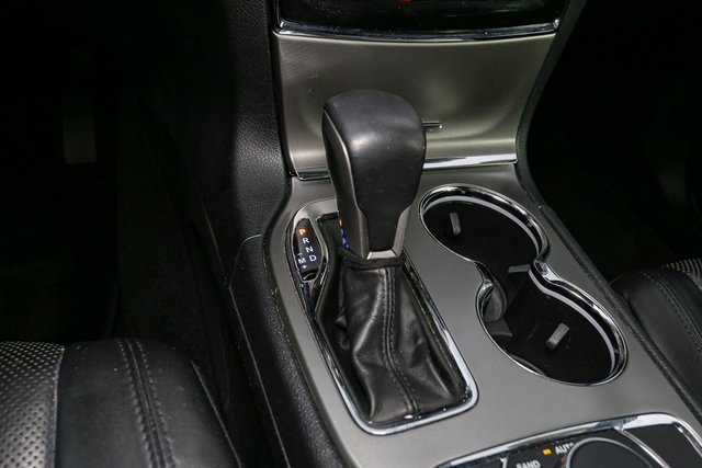 Used 2020 Jeep Grand Cherokee Limited w/ Luxury Group II image 33