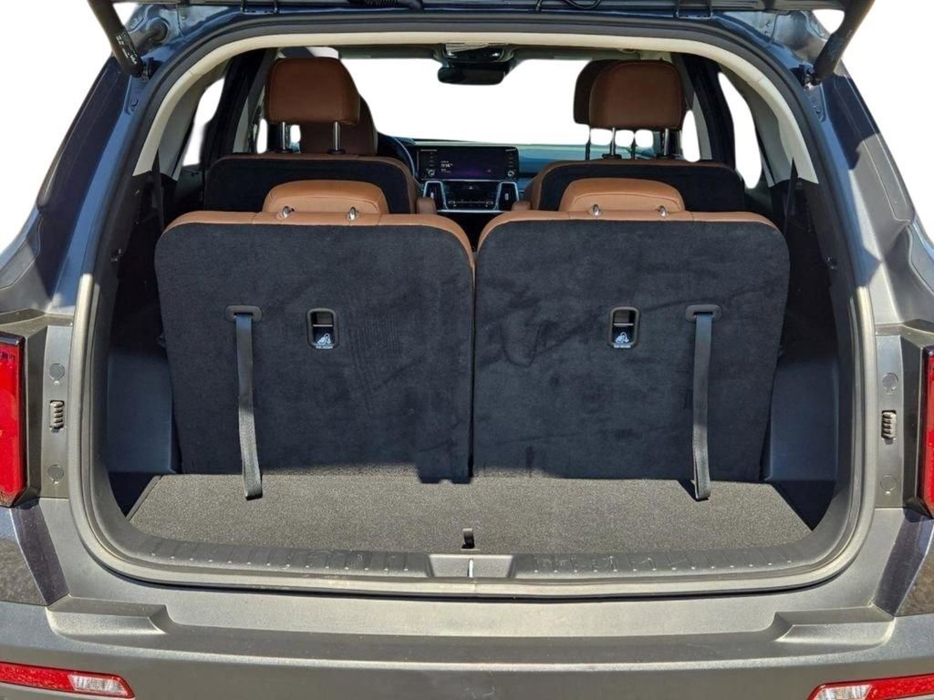 Certified 2023 Kia Sorento SX Prestige image 11