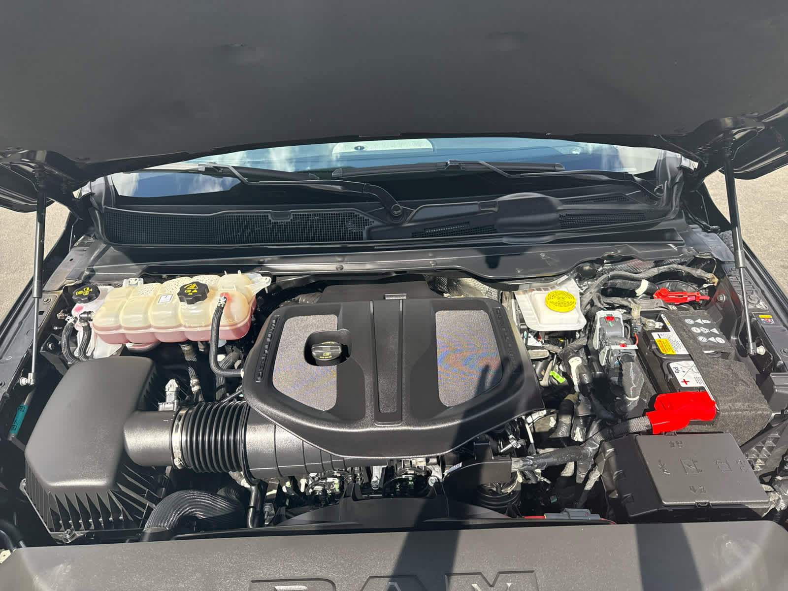 Used 2025 RAM 1500 Laramie w/ Night Edition image 16