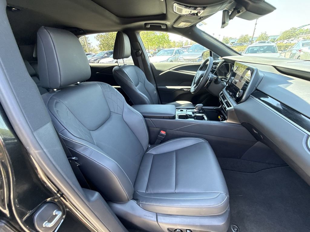 Used 2026 Lexus RX 350 FWD w/ Accessory Package (Z1) image 16