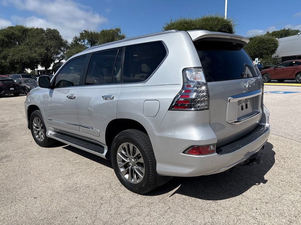 Used 2015 Lexus GX 460 Luxury AWD/4WD image 3