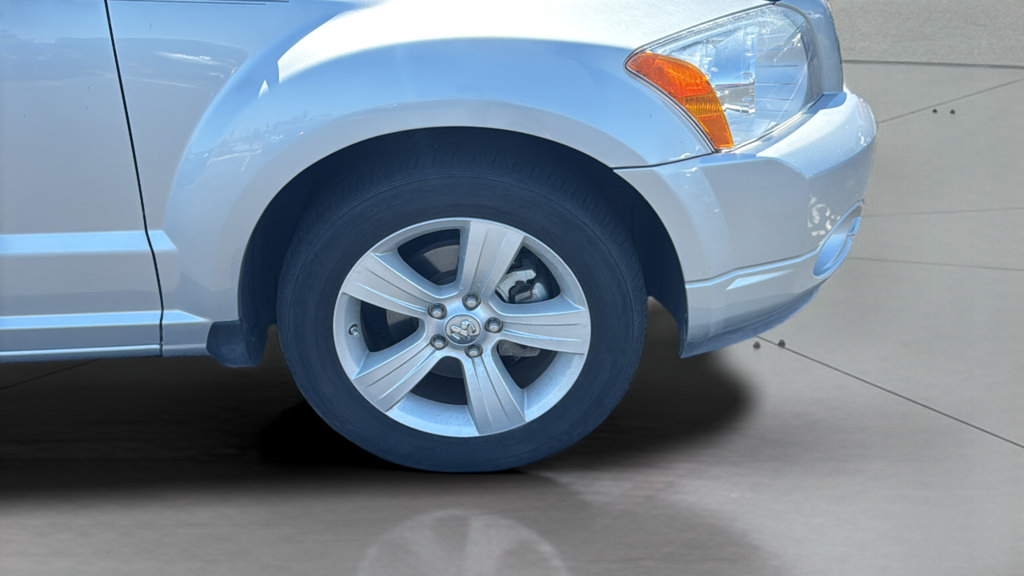 Used 2012 Dodge Caliber SXT FWD image 31