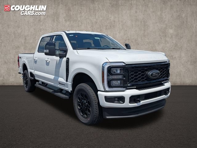 New 2026 Ford F350 Lariat w/ Black Appearance Package