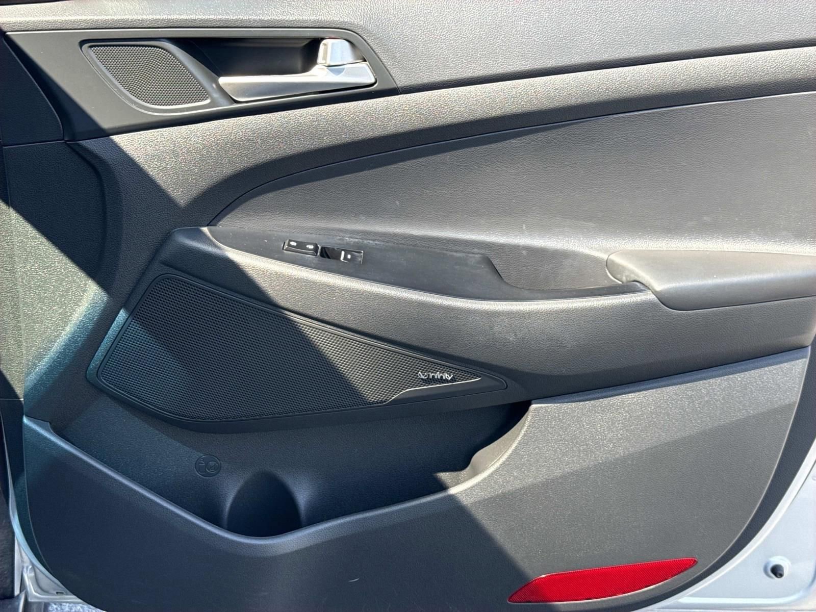 Used 2019 Hyundai Tucson Limited w/ Cargo Package AWD/4WD image 24