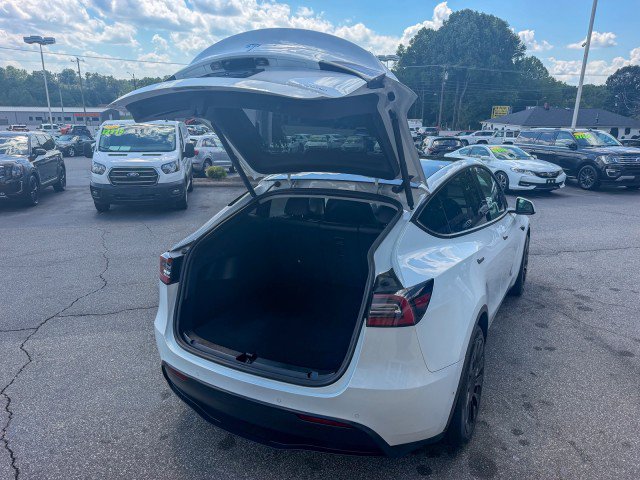Used 2021 Tesla Model Y Long Range AWD/4WD image 13