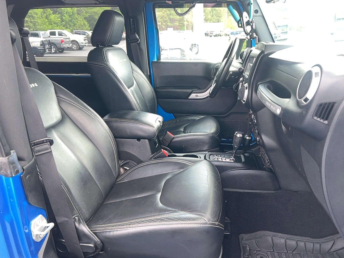Used 2016 Jeep Wrangler Rubicon AWD/4WD image 22