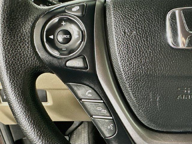 Certified 2017 Honda Pilot EX image 10