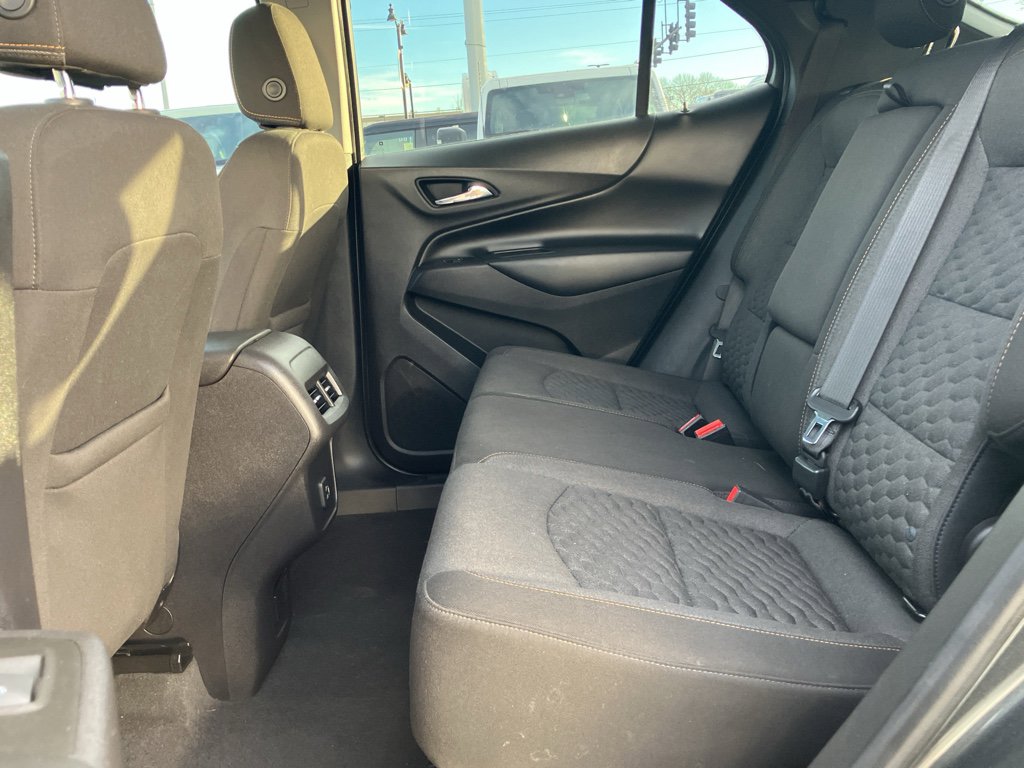 Used 2019 Chevrolet Equinox LT w/ Sun & Navigation Package image 27