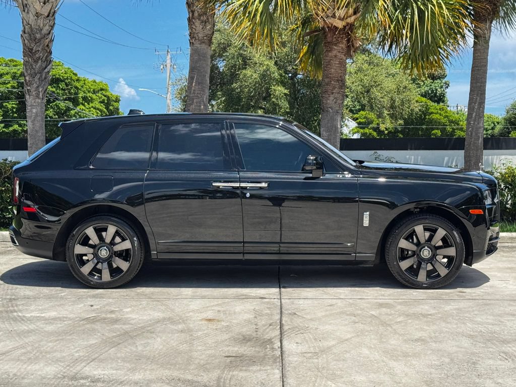 Used 2021 Rolls-Royce Cullinan AWD/4WD image 16