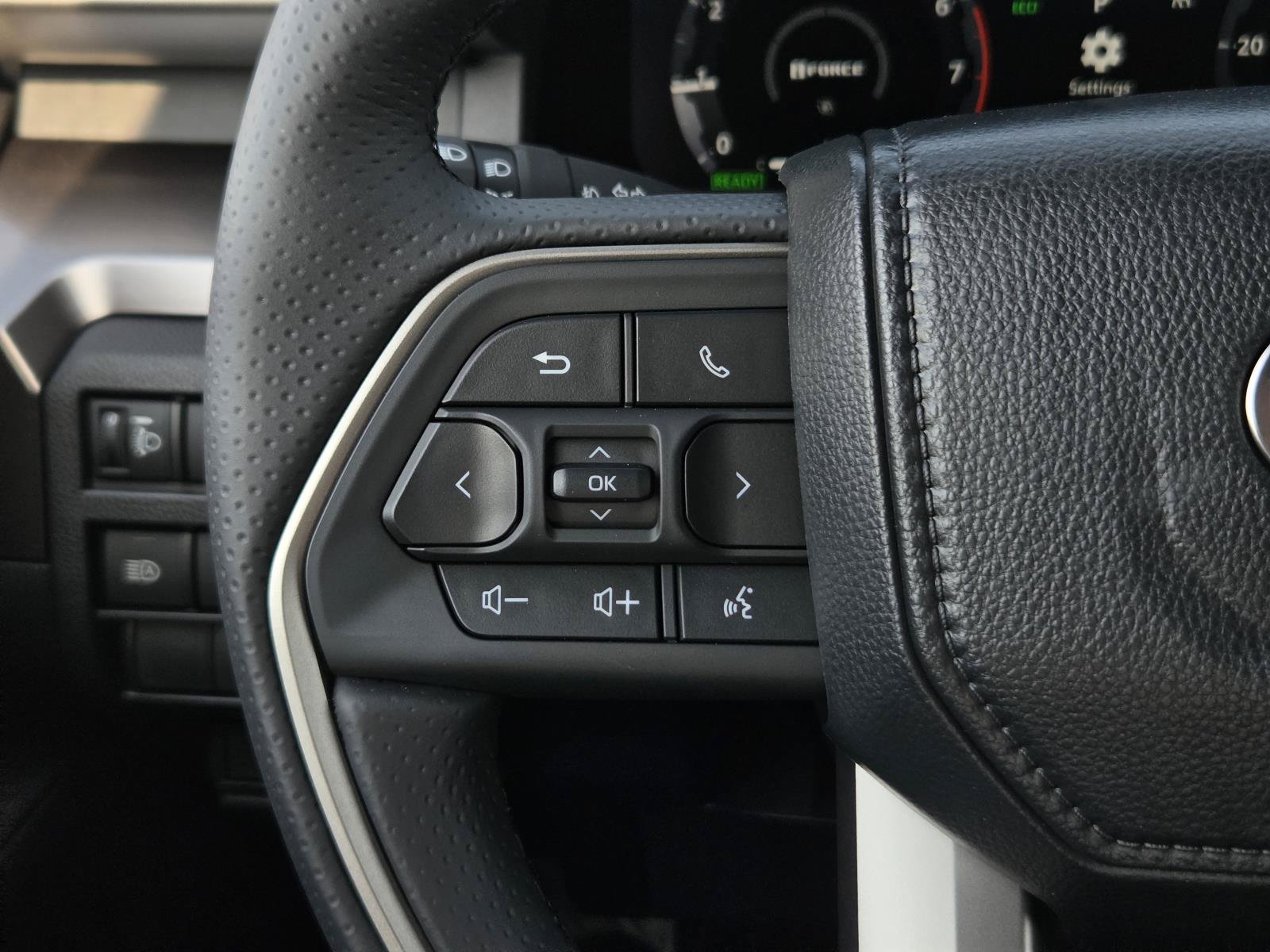 New 2026 Toyota 4Runner TRD Off-Road Premium AWD/4WD image 14