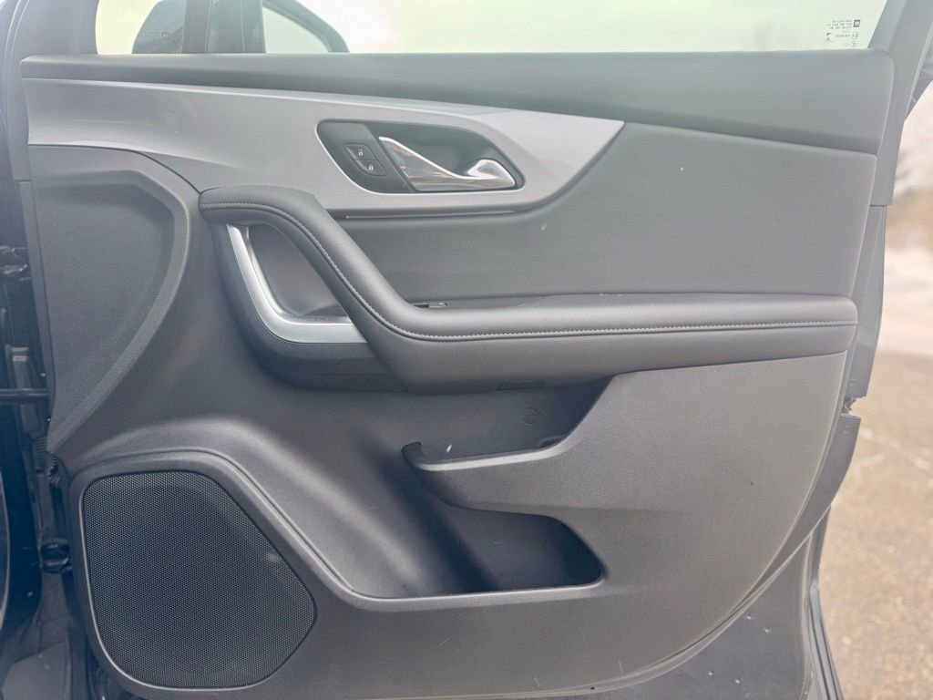 Used 2020 Chevrolet Blazer LT image 13