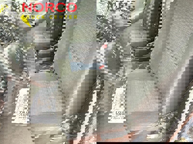 Used 2018 Mercedes-Benz Sprinter 2500 image 21