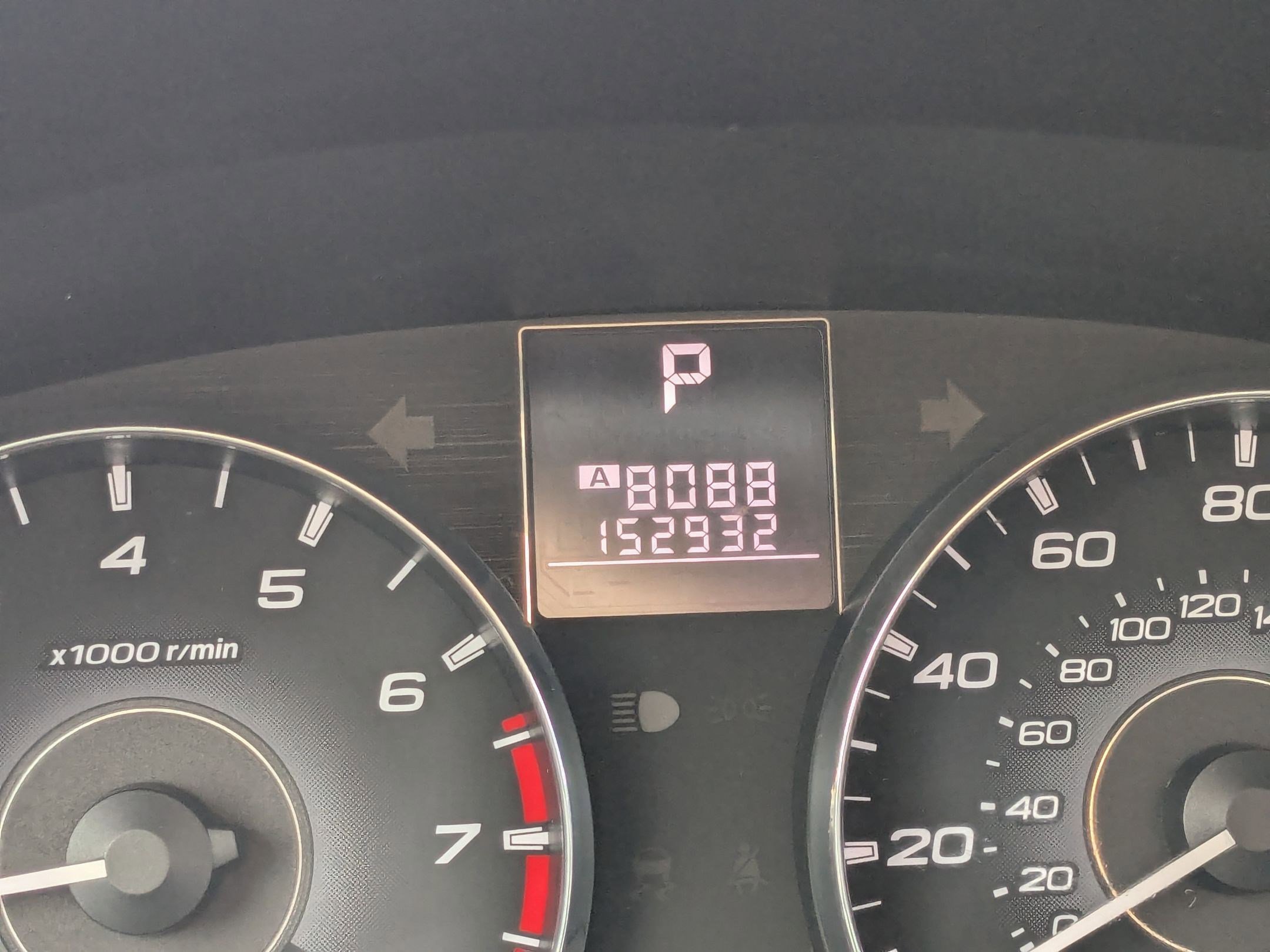 Used 2011 Subaru Outback 2.5i Limited w/ PWR Moonroof Pkg image 23