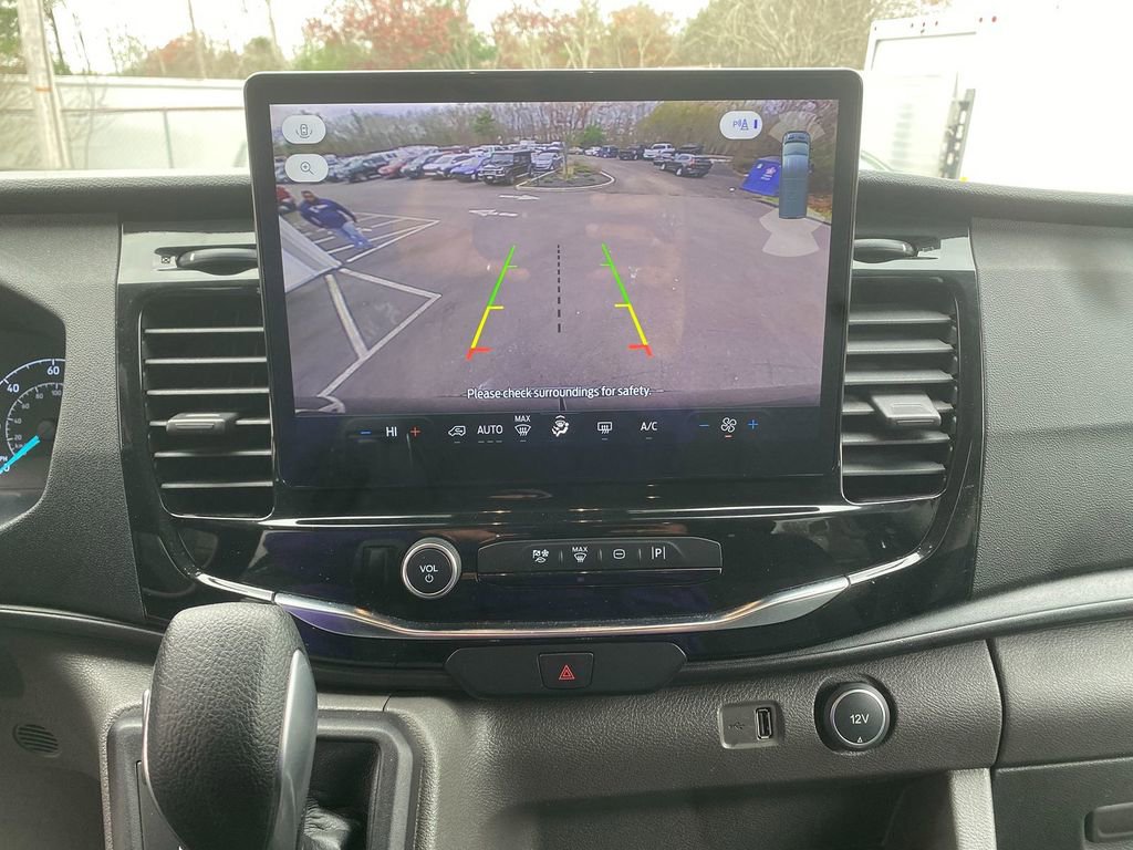 Used 2023 Ford Transit 350 XLT image 21