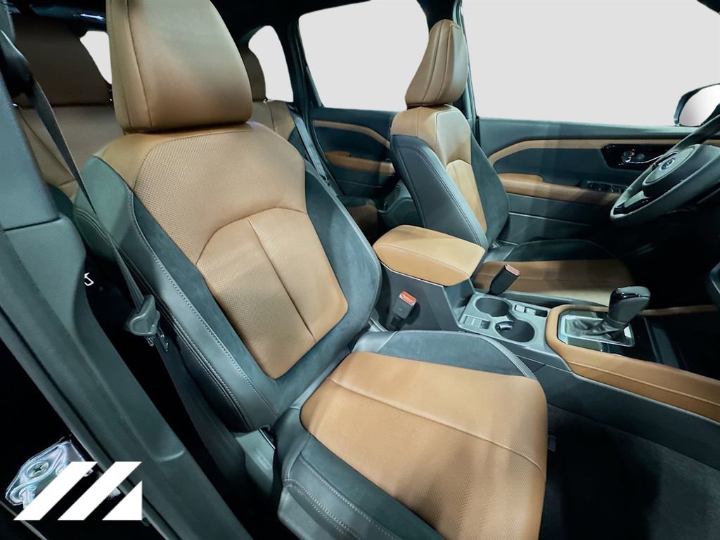 Used 2025 Subaru Forester Touring image 31