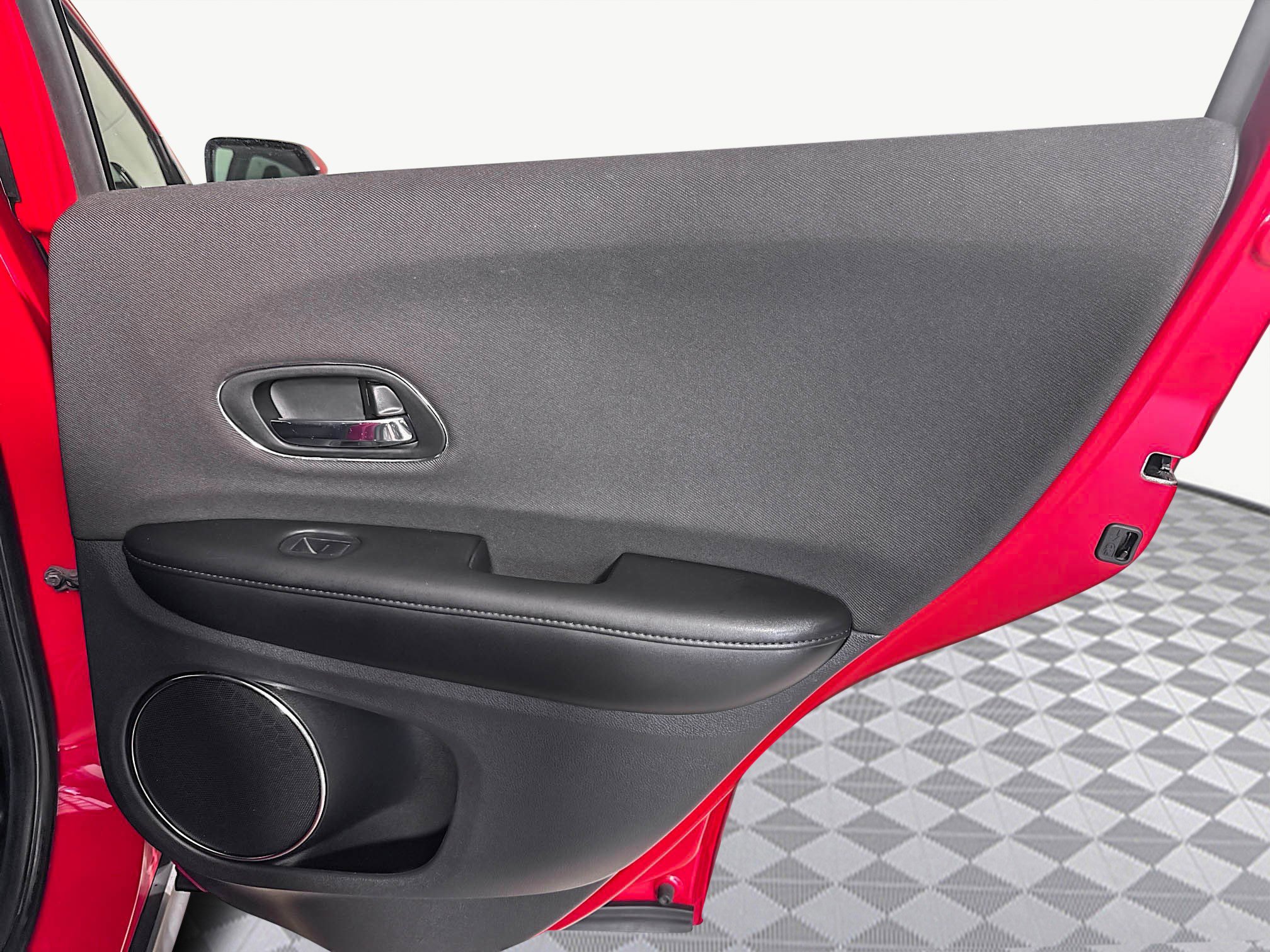 Used 2020 Honda HR-V EX image 28