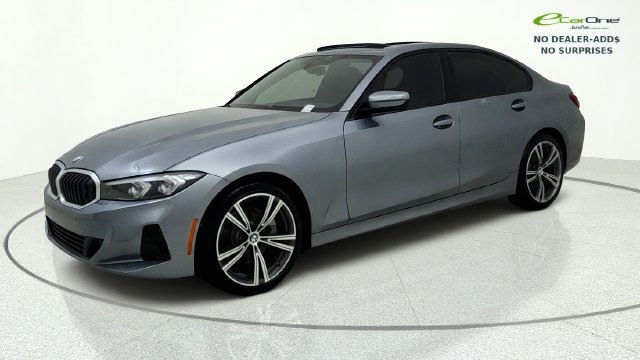 Used 2023 BMW 330i Sedan w/ Driving Assistance Package RWD image 5