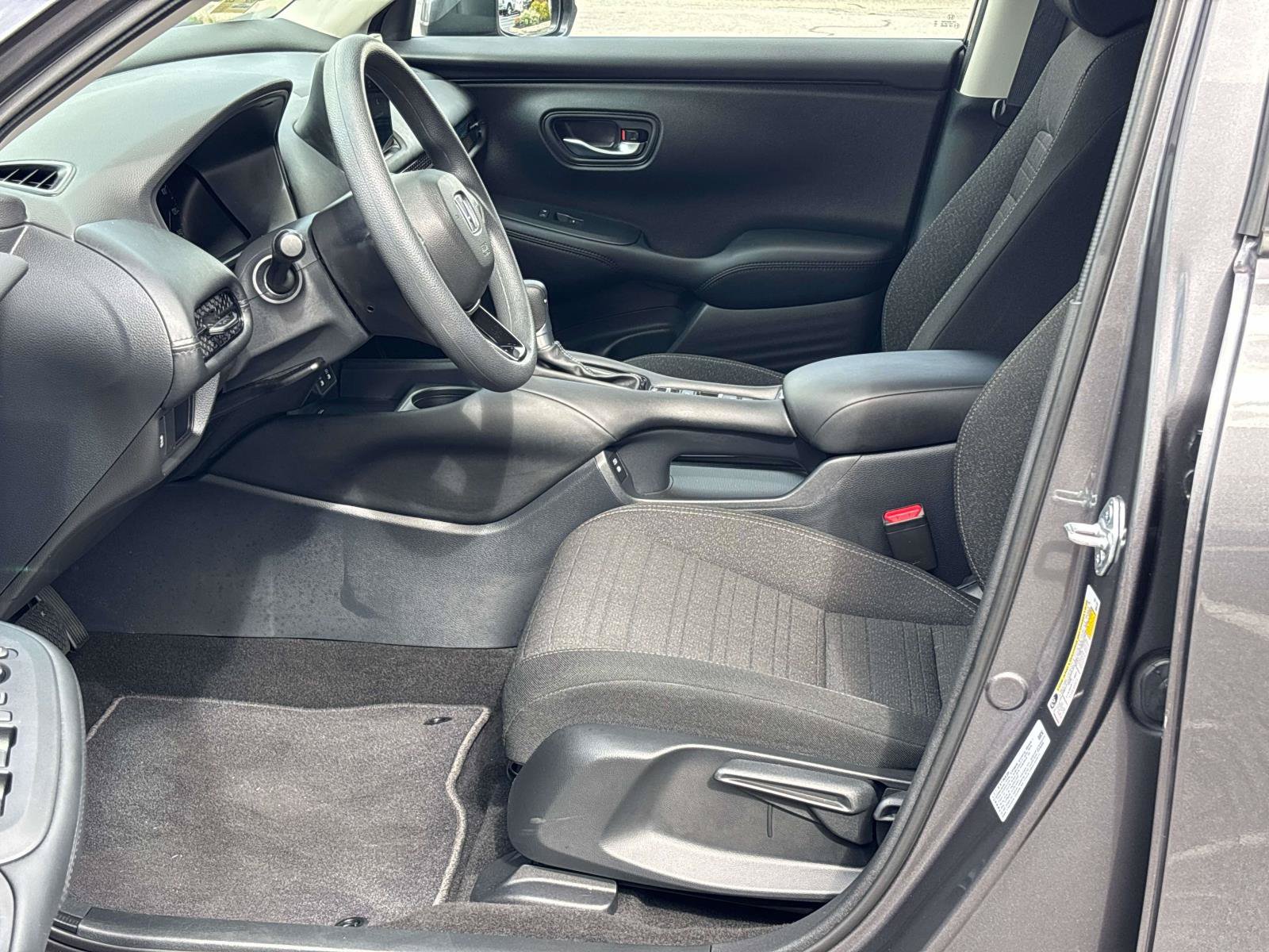 Used 2026 Honda HR-V LX image 11