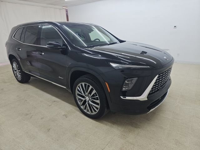 Used 2025 Buick Enclave Avenir w/ Super Cruise Package image 13
