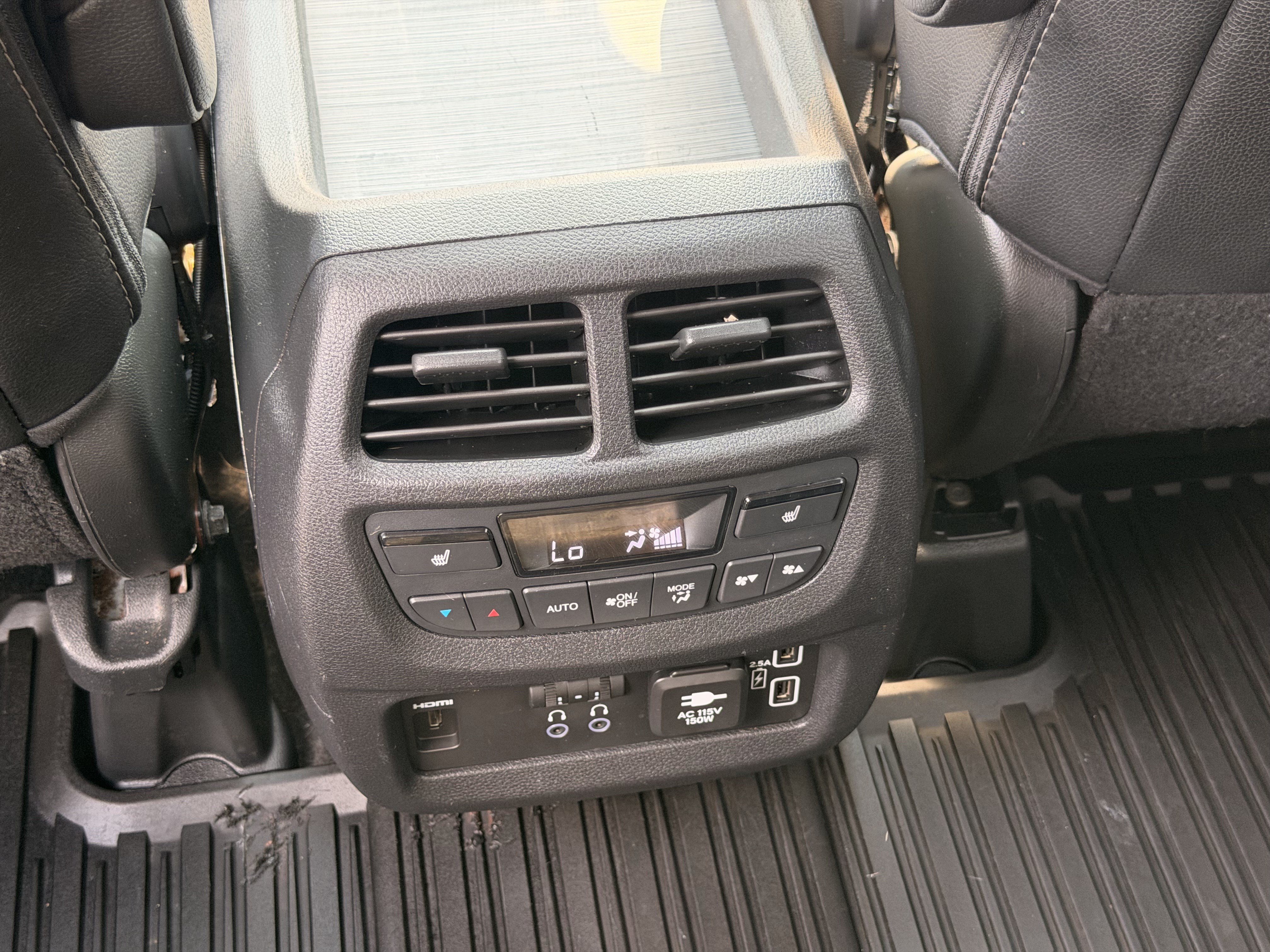 Certified 2019 Honda Pilot Touring image 24