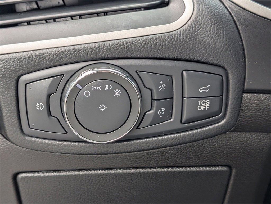 Used 2020 Ford Edge SEL w/ Convenience Package image 14