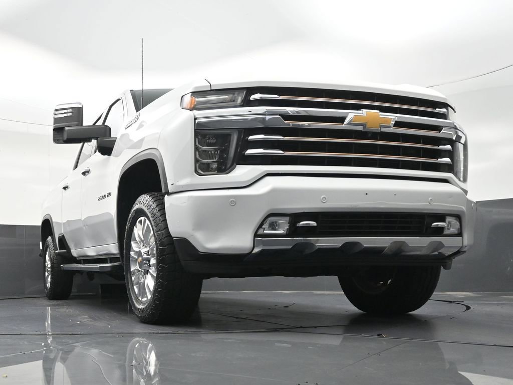 Used 2022 Chevrolet Silverado 2500 High Country AWD/4WD image 31