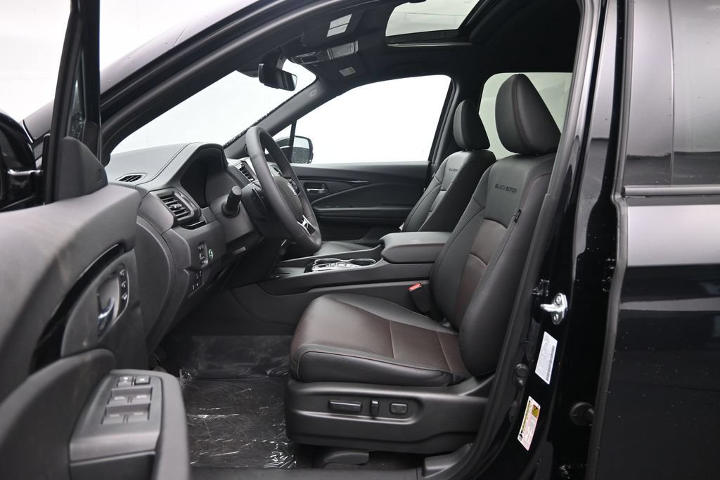 New 2026 Honda Ridgeline Black Edition image 18