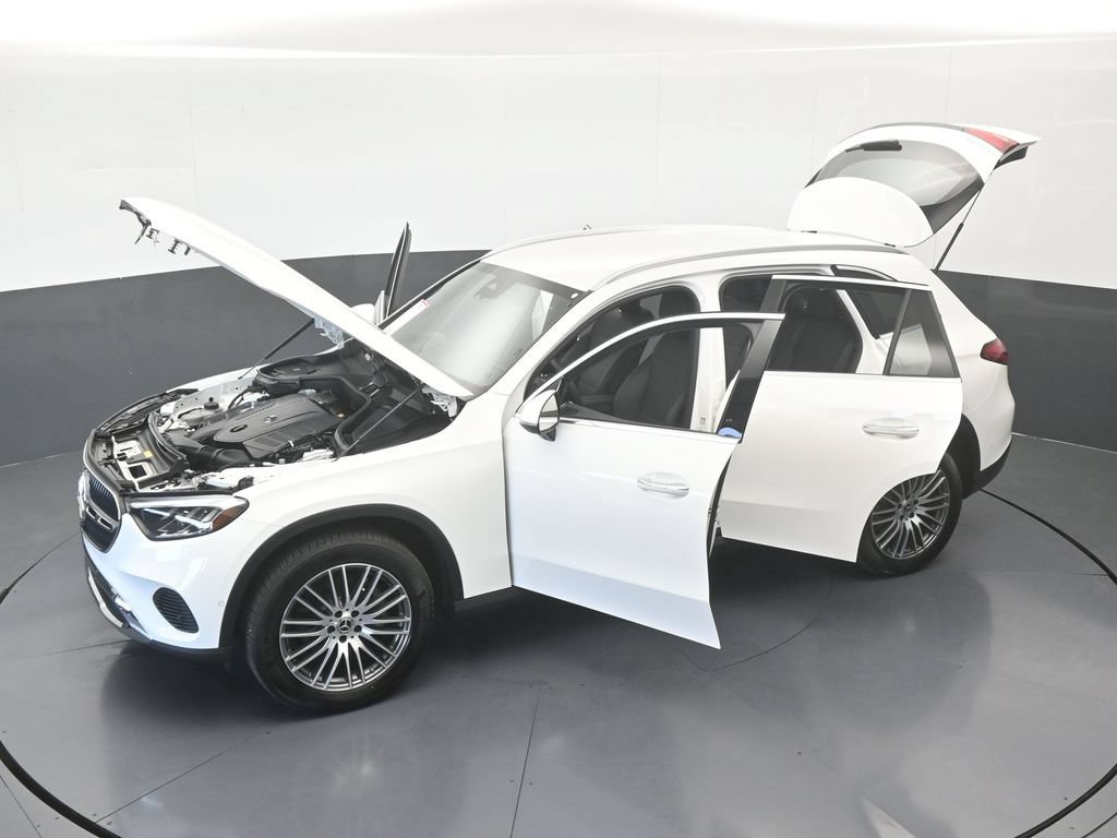 Used 2026 Mercedes-Benz GLC 300 image 65