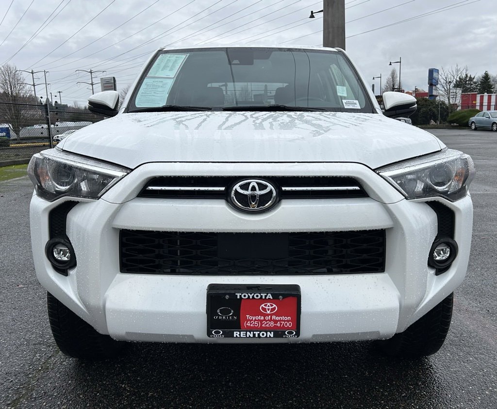 Certified 2024 Toyota 4Runner SR5 Premium image 2