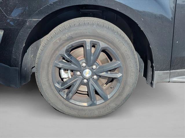 Used 2017 Chevrolet Equinox LT w/ Driver Confidence Package II AWD/4WD image 14