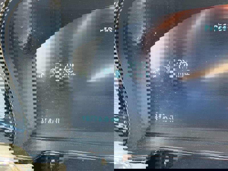 Used 2025 Lincoln Corsair FWD image 19