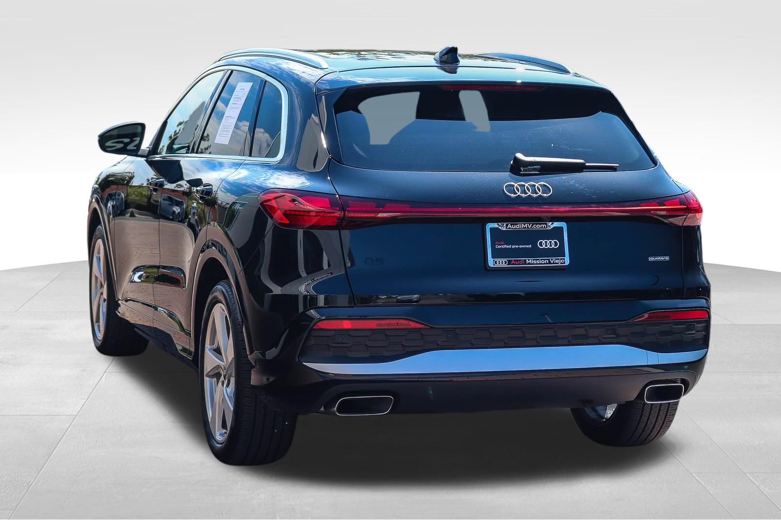 Certified 2025 Audi Q5 Prestige AWD/4WD image 5