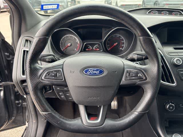 Used 2017 Ford Focus ST image 14