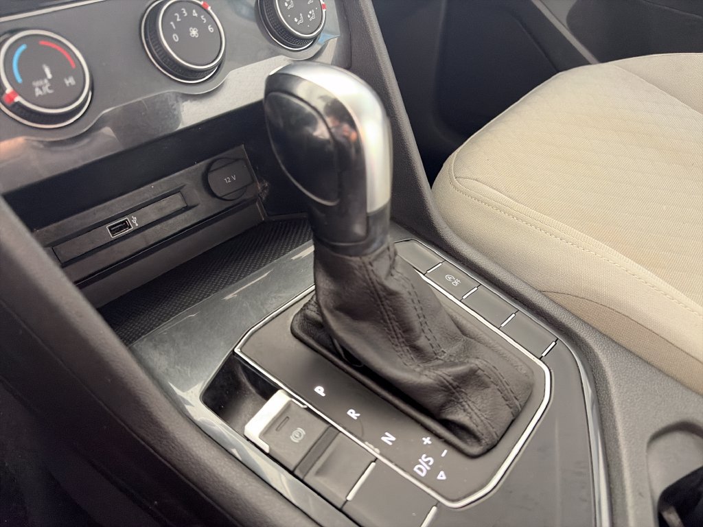 Used 2019 Volkswagen Tiguan S FWD image 22