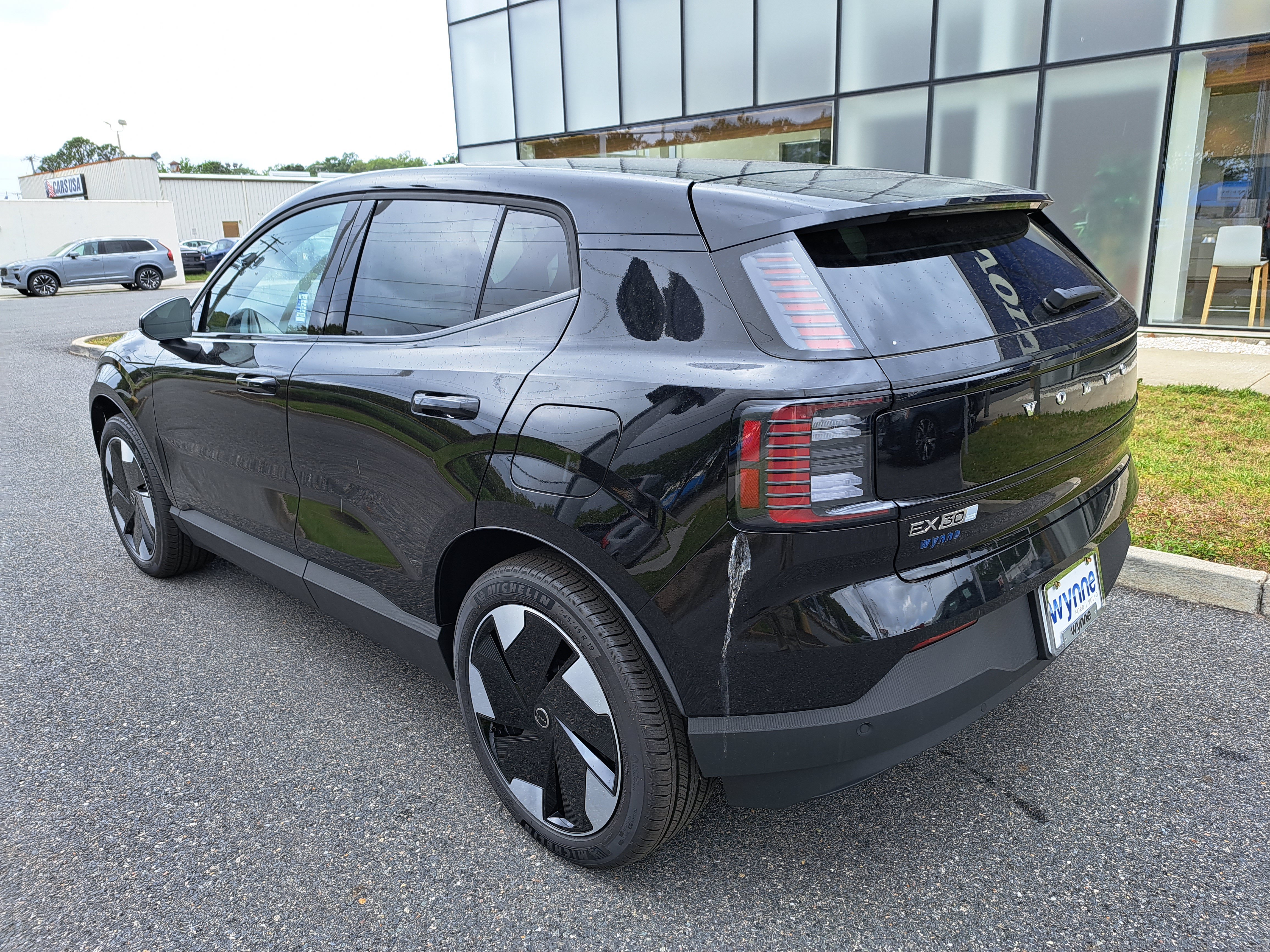 New 2026 Volvo EX30 Plus w/ Climate Package RWD image 4