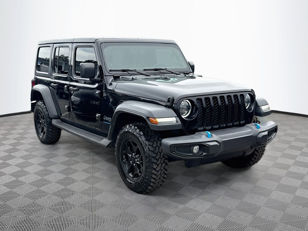 Certified 2023 Jeep Wrangler Unlimited w/ 8.4" Radio Group AWD/4WD image 4