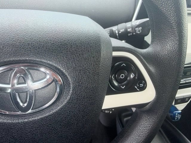 Used 2016 Toyota Prius Two FWD image 11