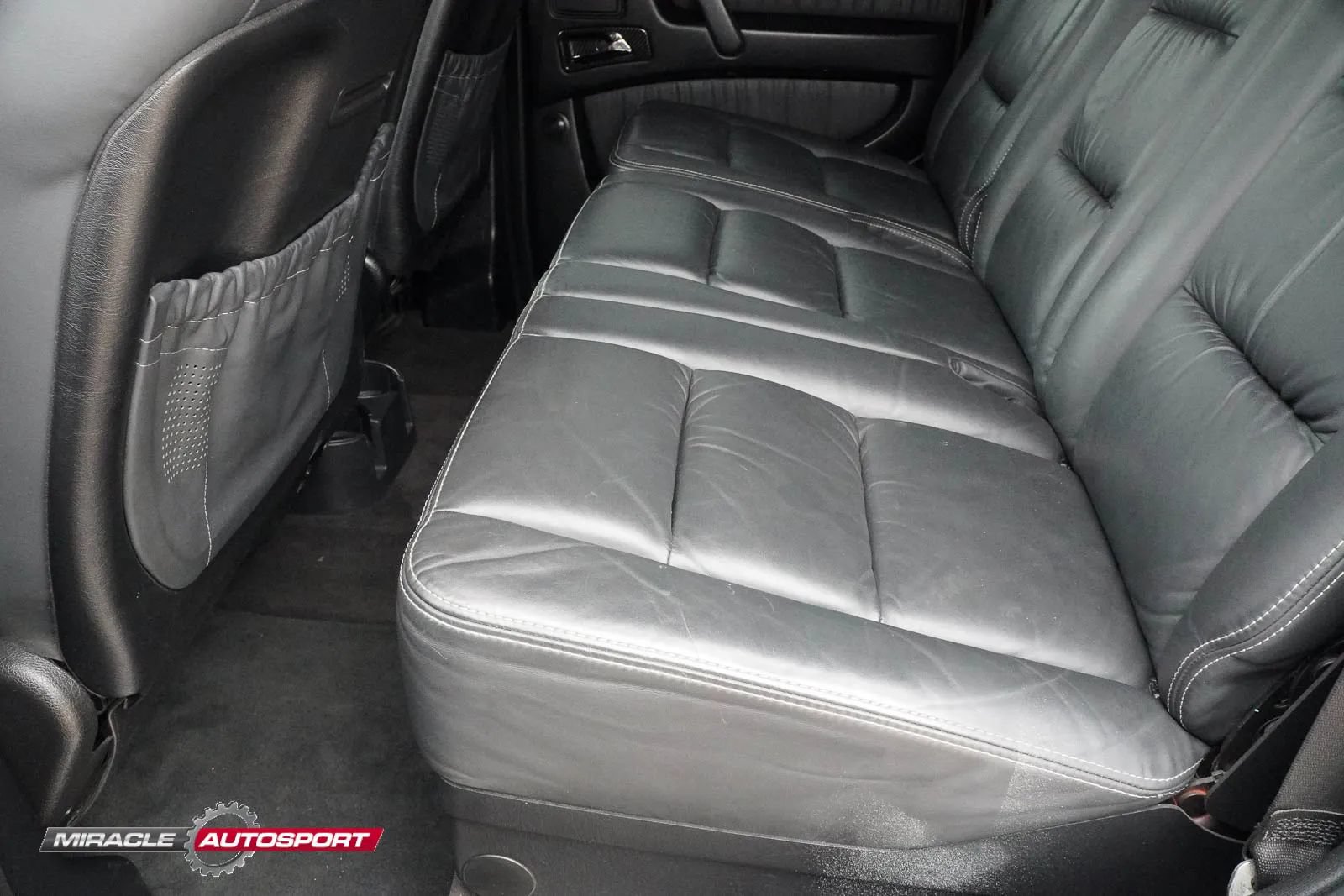 Used 2009 Mercedes-Benz G 55 AMG 4MATIC image 24