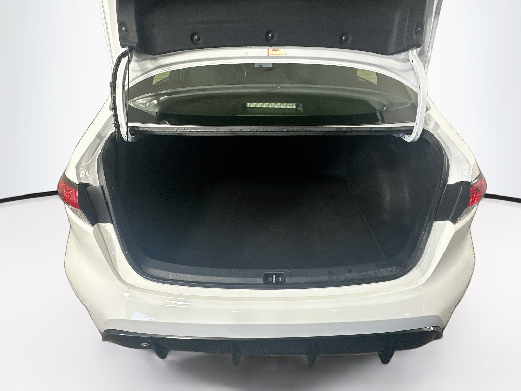 Used 2024 Toyota Corolla SE FWD image 26