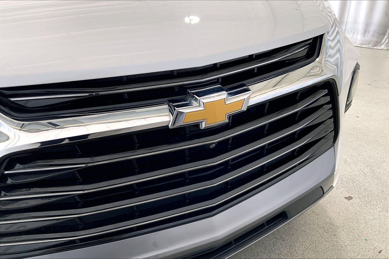 Used 2021 Chevrolet Blazer Premier w/ Driver Confidence II Package FWD image 30