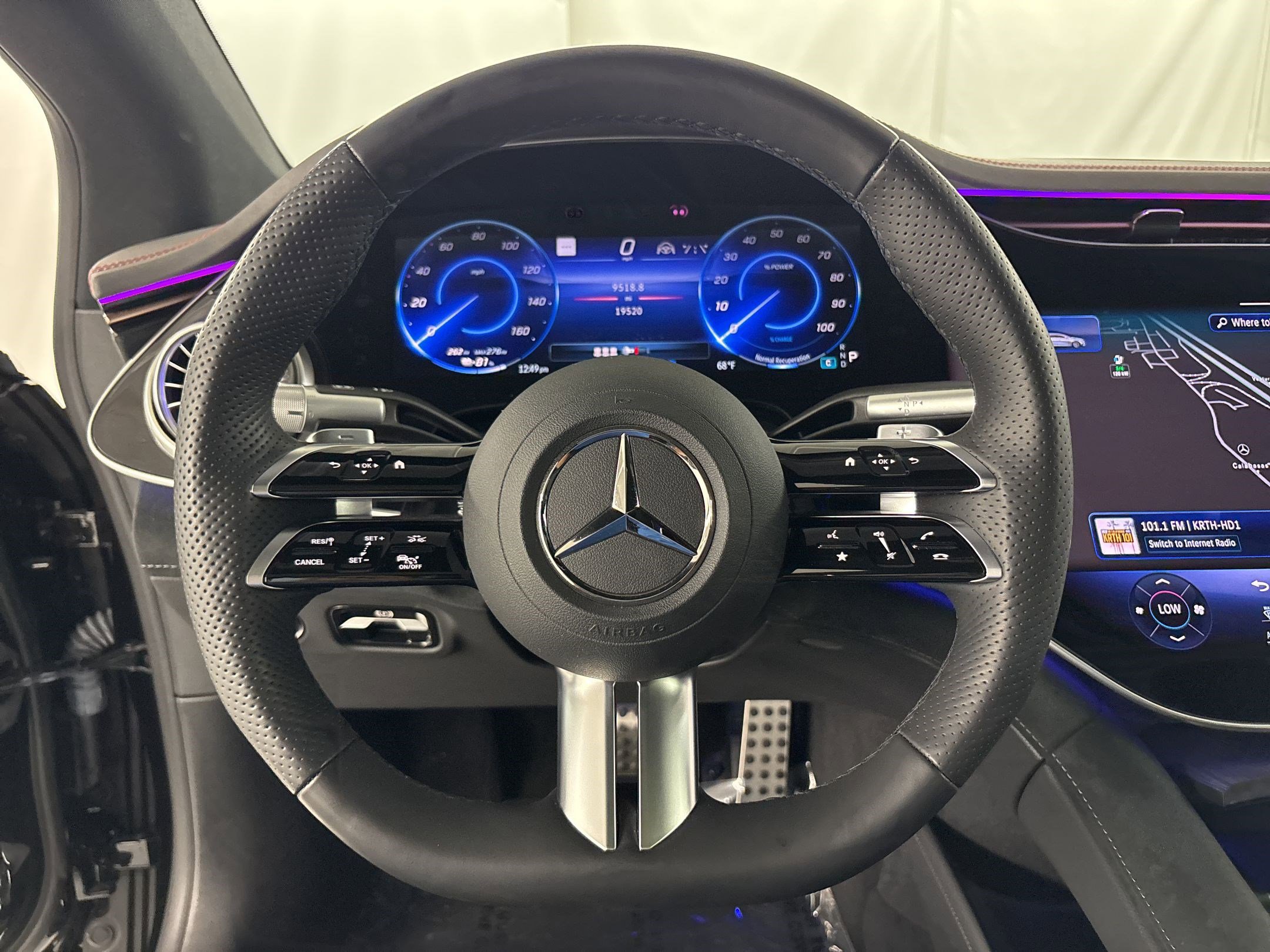 Certified 2023 Mercedes-Benz EQS 580 4MATIC Sedan image 16