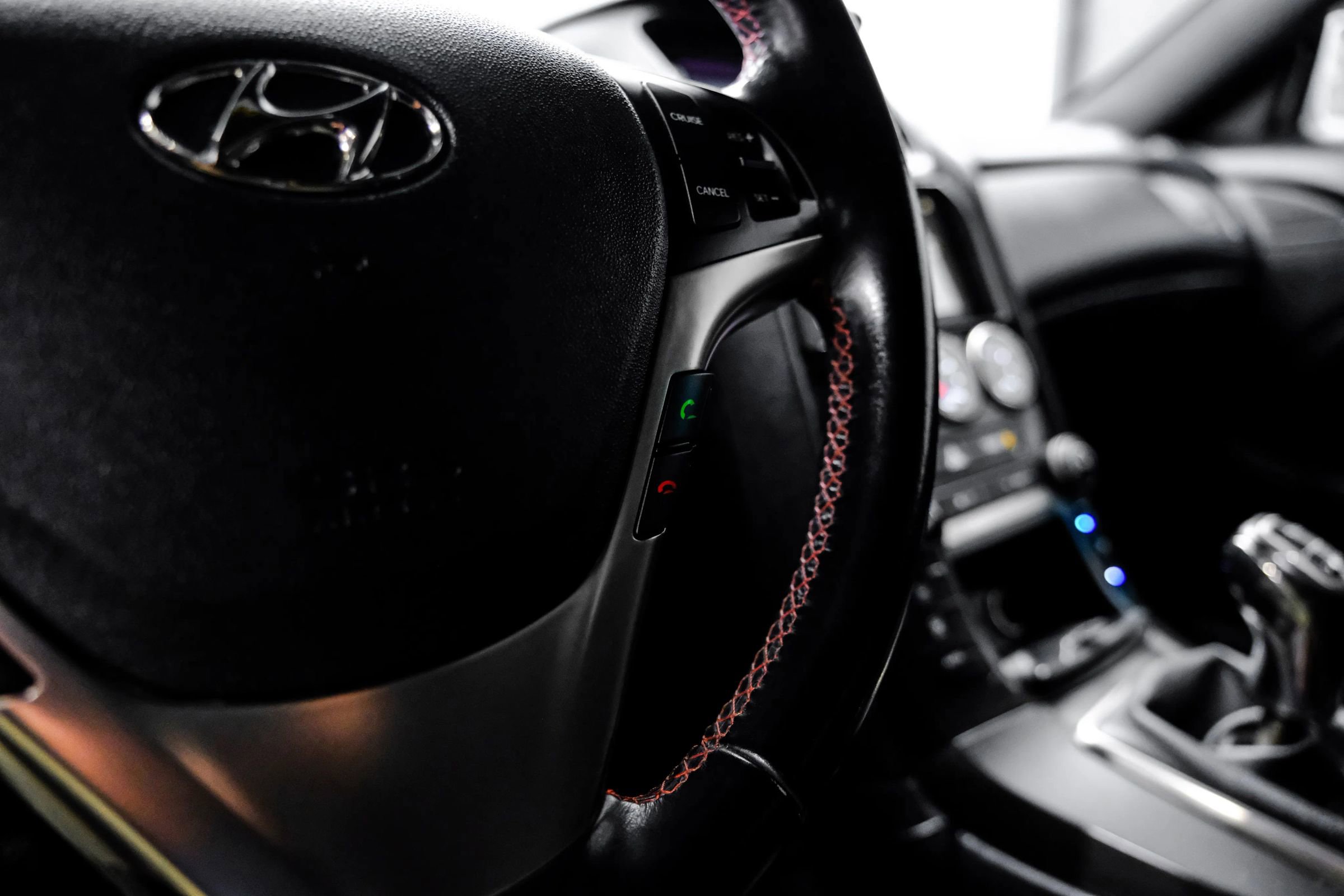 Used 2016 Hyundai Genesis Coupe 3.8 image 22